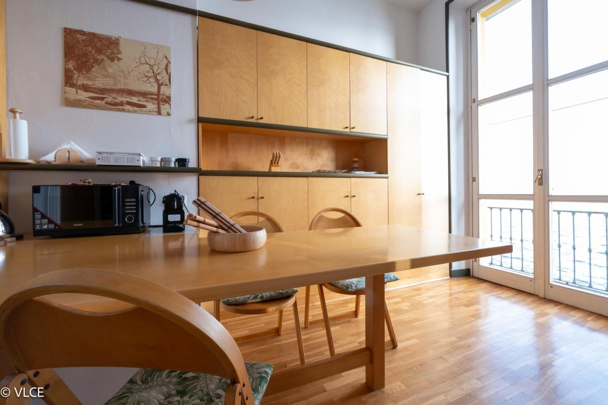 La Casa Di Anna Apartment วาเรนนา ภายนอก รูปภาพ