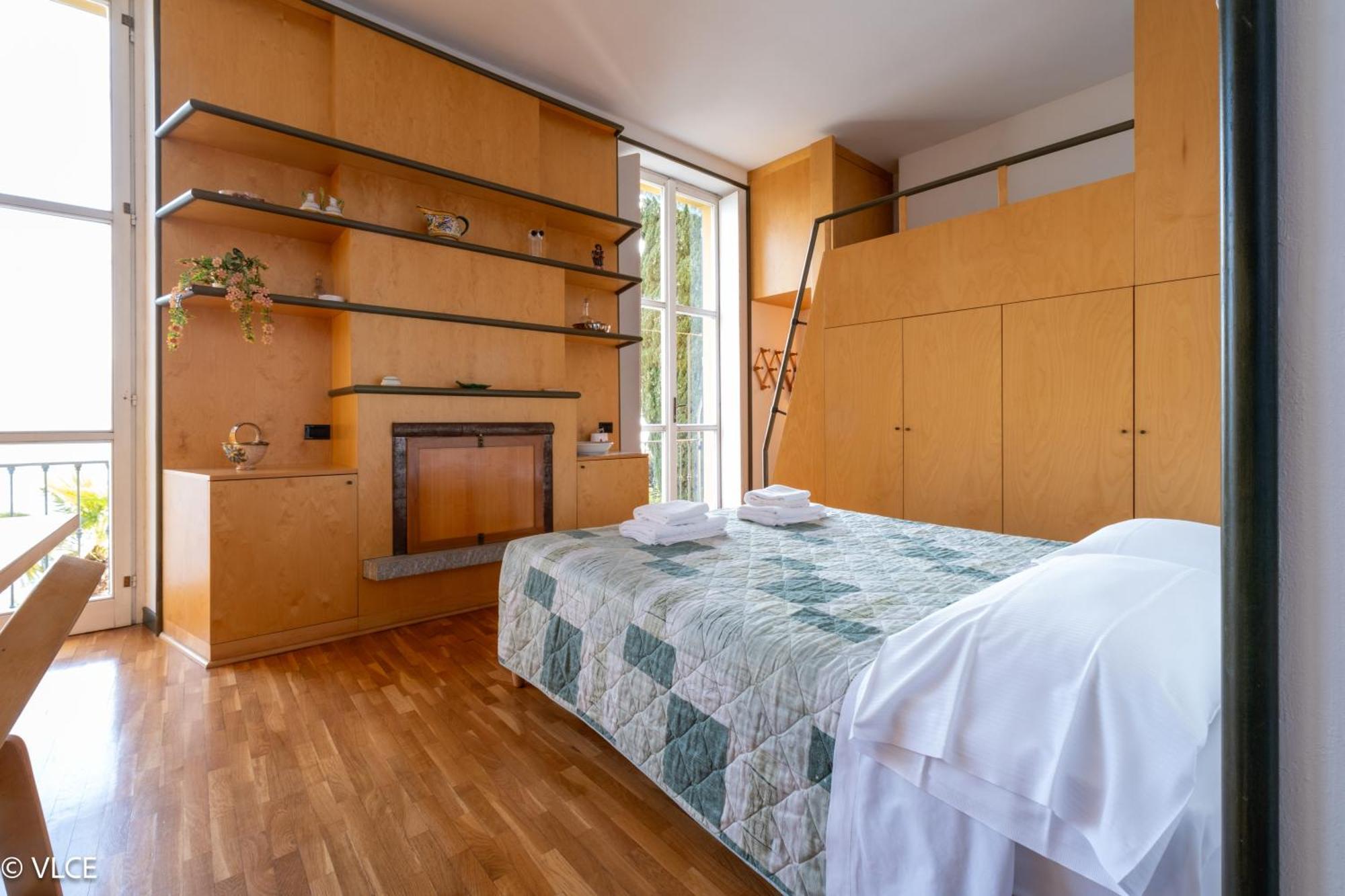 La Casa Di Anna Apartment วาเรนนา ภายนอก รูปภาพ